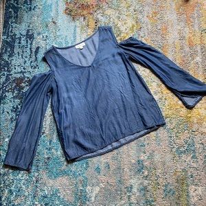 Cloth and Stone Cold Shoulder Top